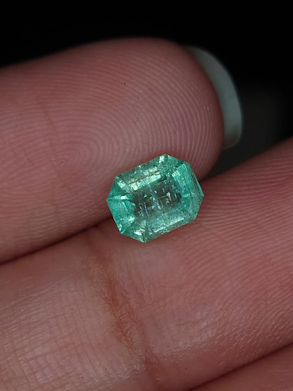 1ct Natural Emerald Faceted Panjshir Emerald from Afghanistan — view 3